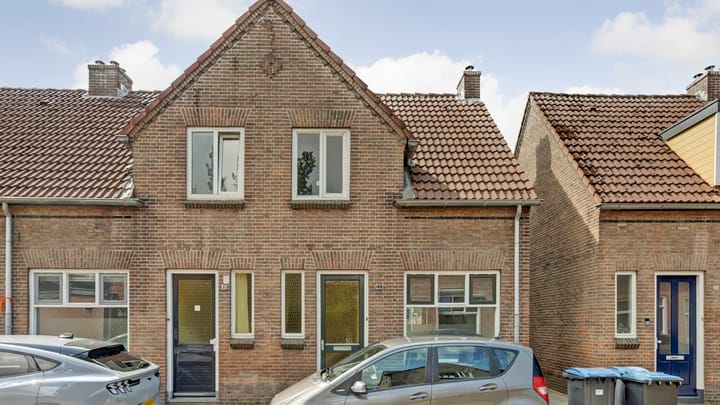 Photo 2 of Beekstraat 43