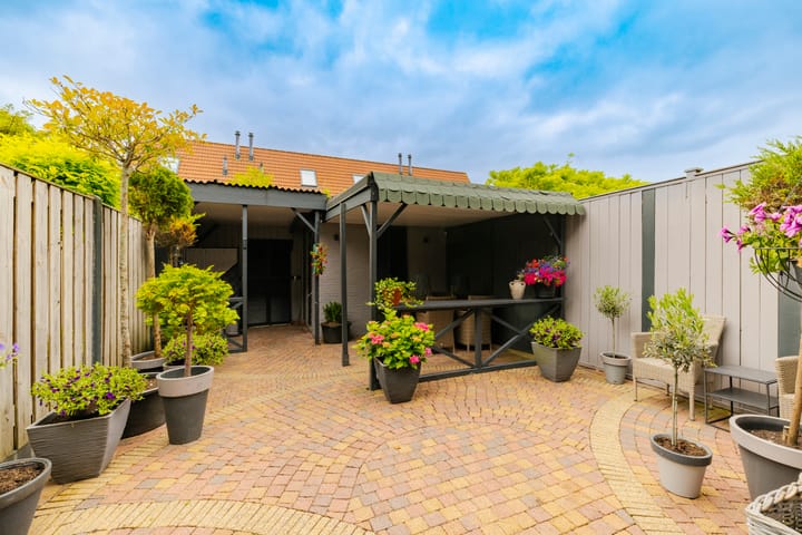 Tussenwoning te koop: Mastbos 130, Hoofddorp