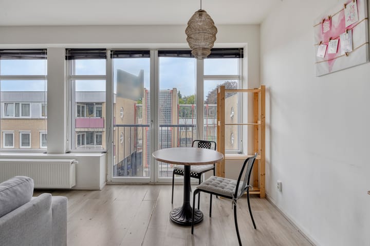 Studio te koop: Korvelseweg 116-04, Tilburg