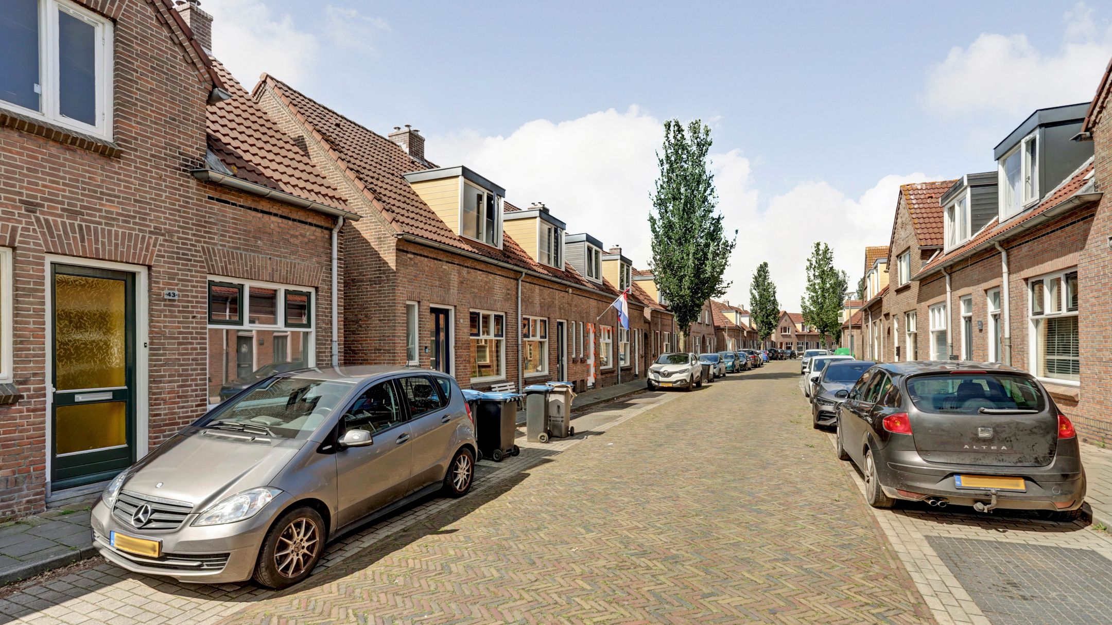 Photo 3 of Beekstraat 43