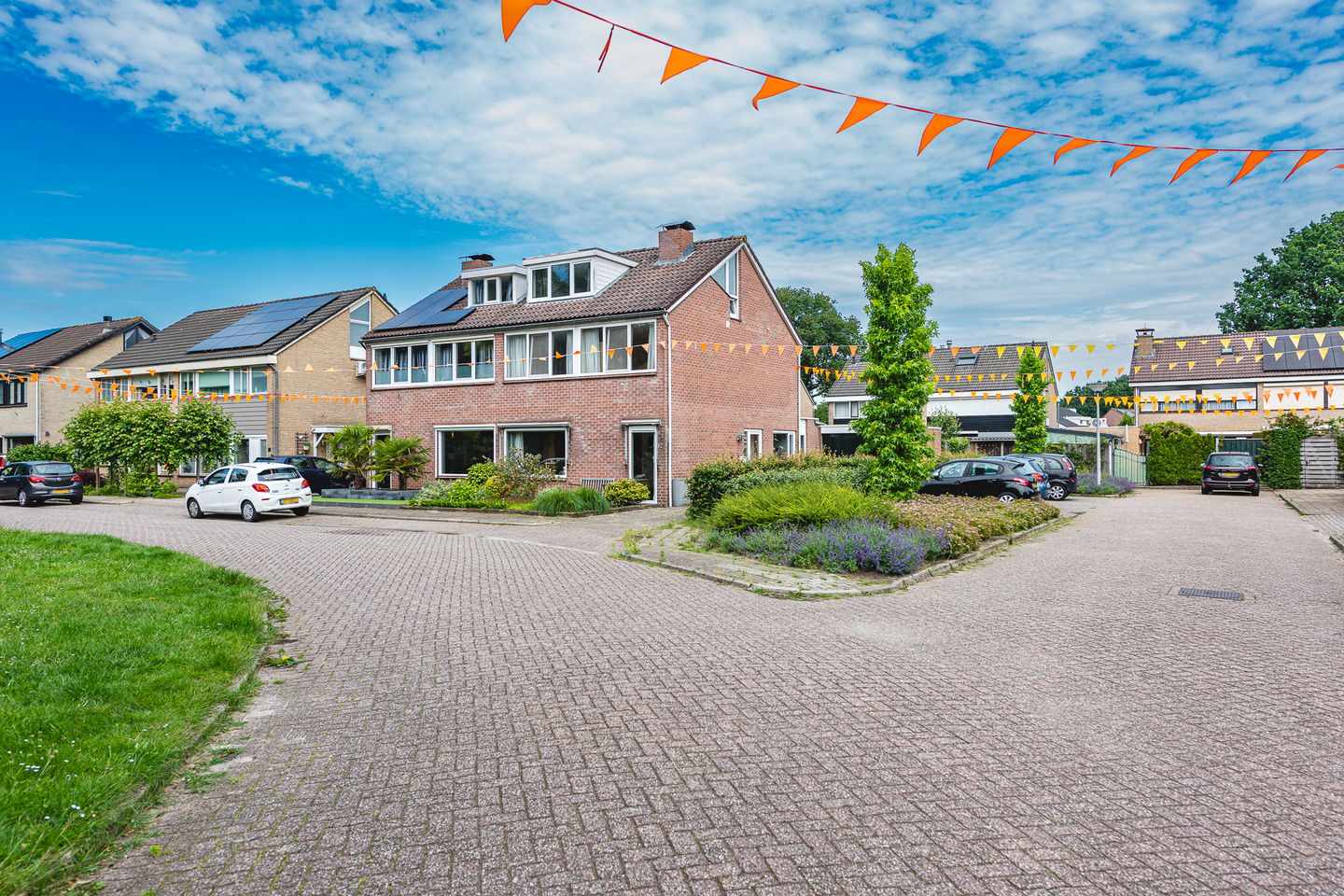 Foto 5 van Den Bramel 12