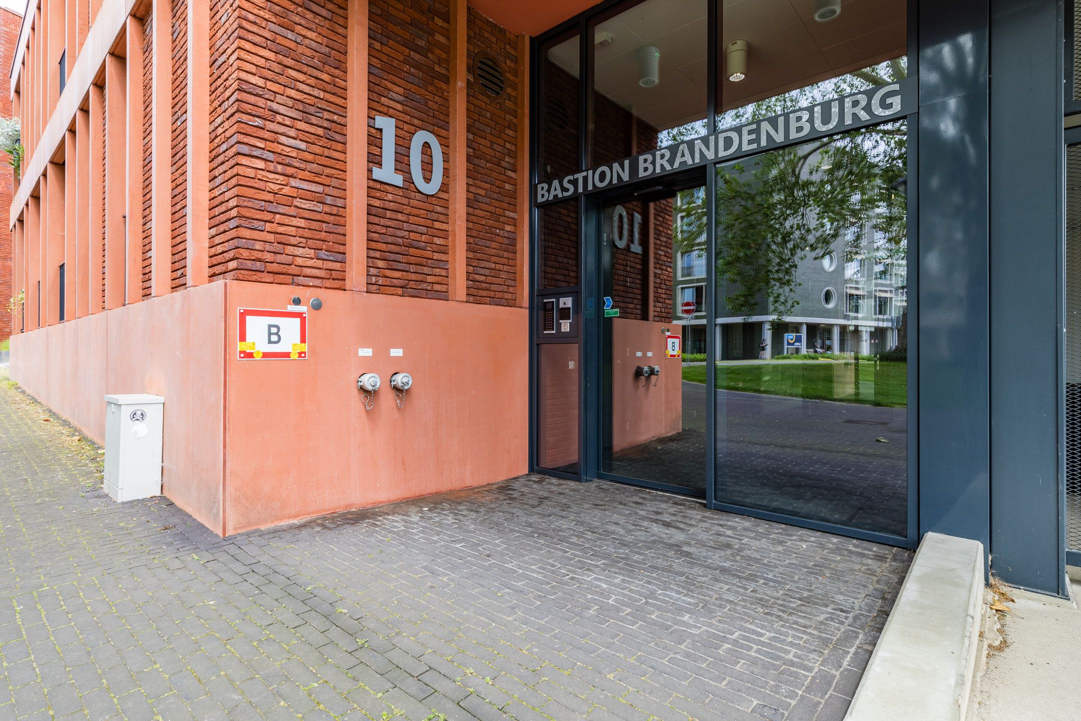 Apartment in Maastricht, Kommelkwartier - More