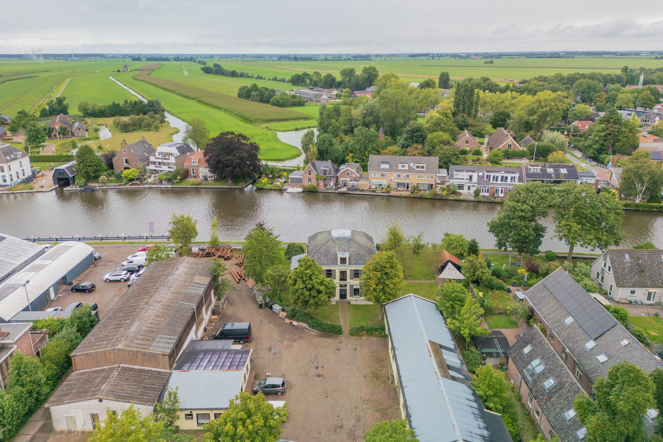 Photo 27 of Rijndijk 300