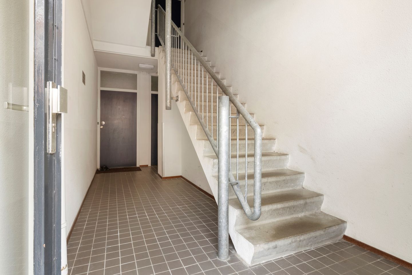 Photo 4 of Marwixstraat 10-C