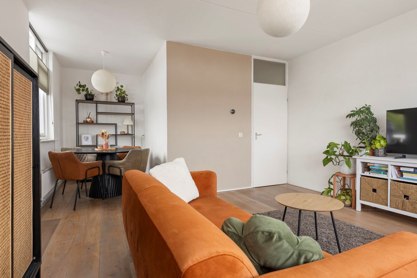 Photo 10 of Marwixstraat 10-C
