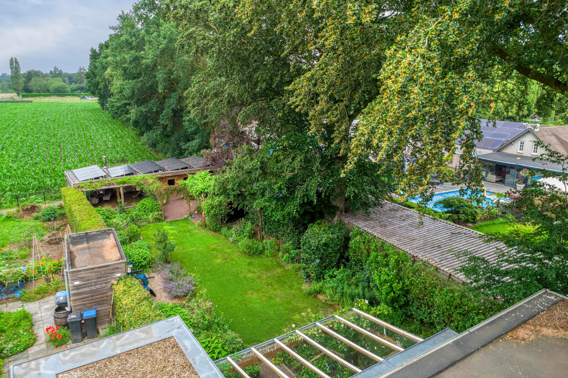 Photo 54 of Loverensestraat 27-A