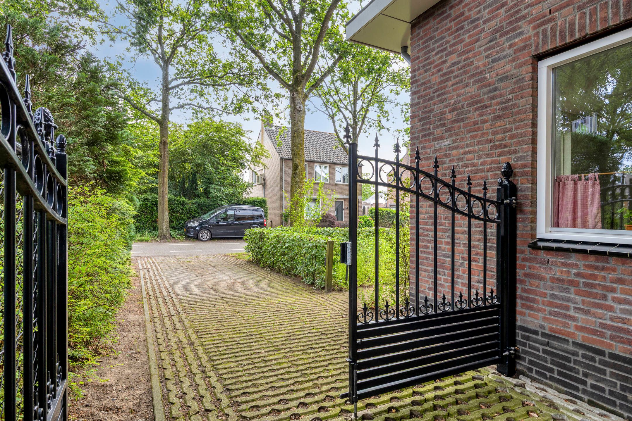 Photo 57 of Loverensestraat 27-A