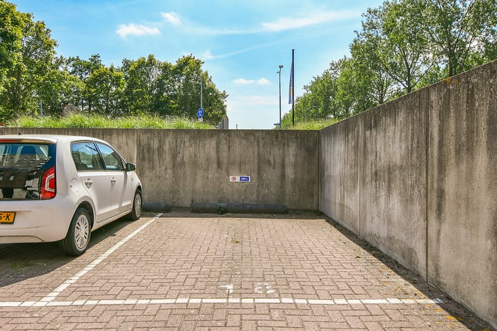 Foto 2 van Hoofdweg 854-V