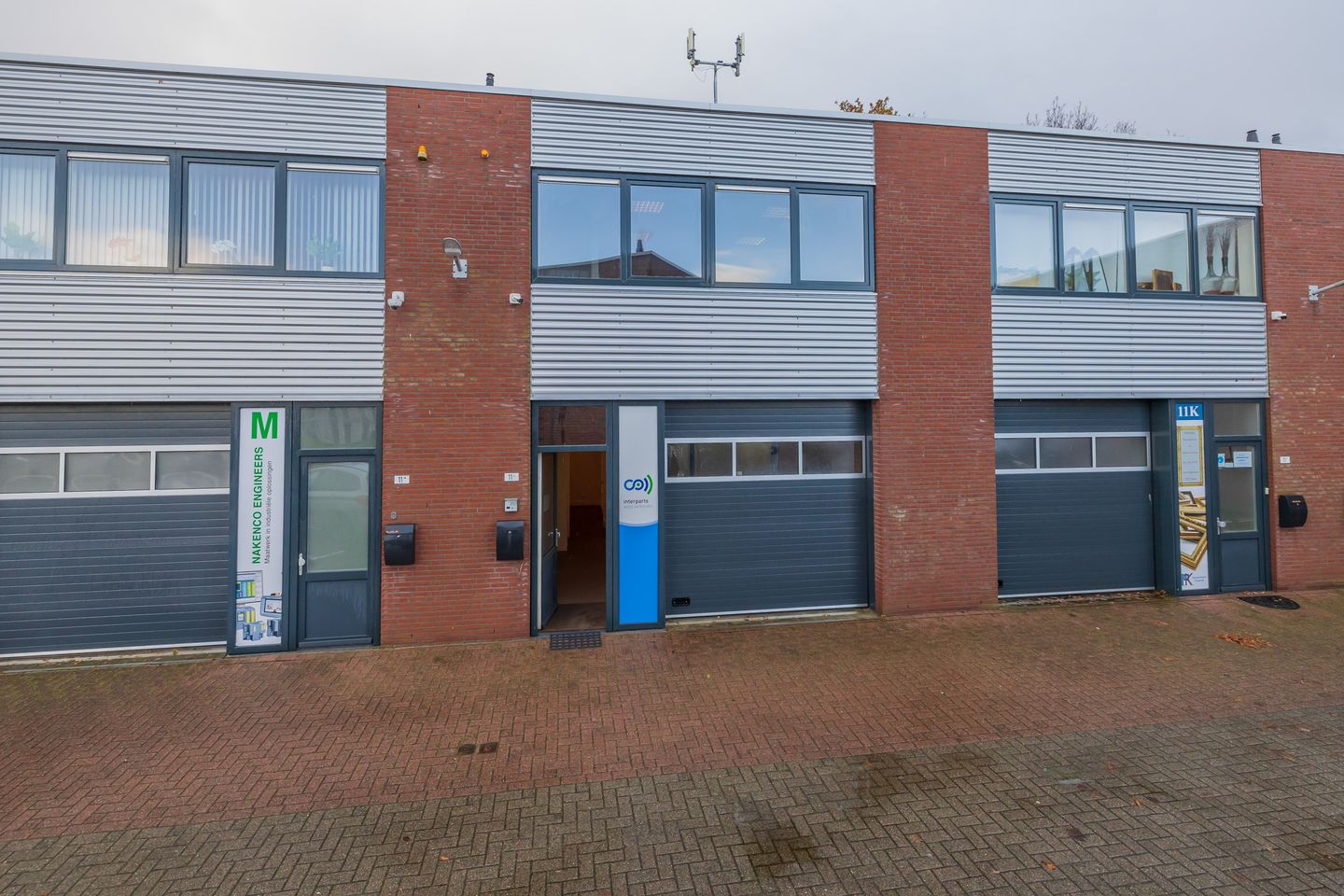 Bekijk foto 1 van Vennestraat 11-L