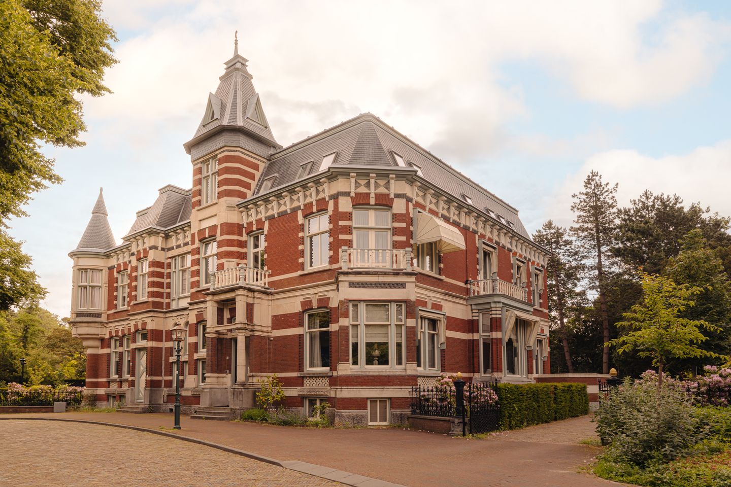Bekijk foto 1 van Florapark 11