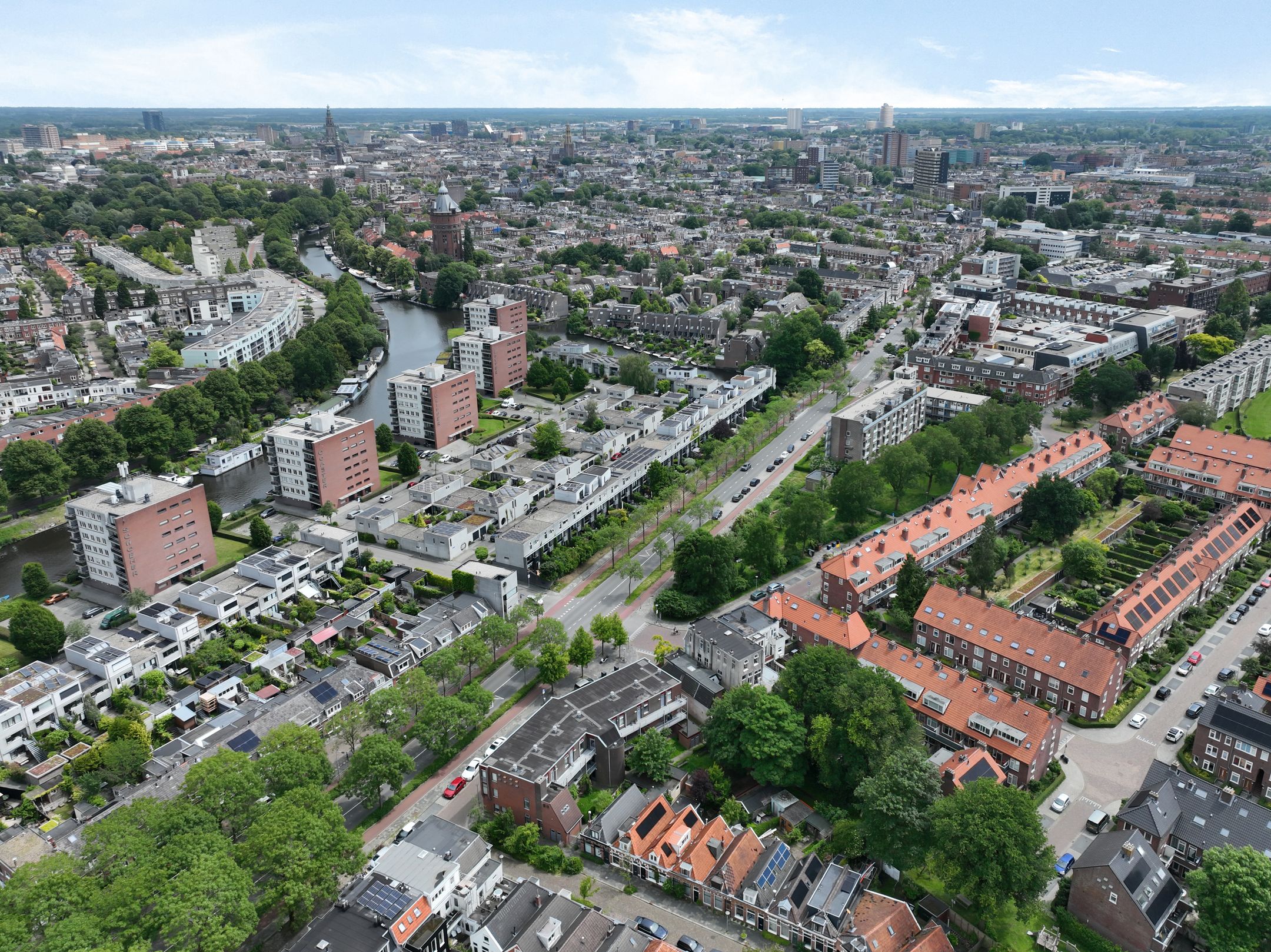 Photo 39 of Eerste Spoorstraat 4