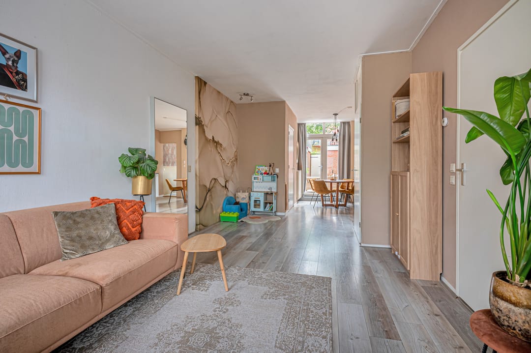 Photo 11 of Eerste Spoorstraat 4