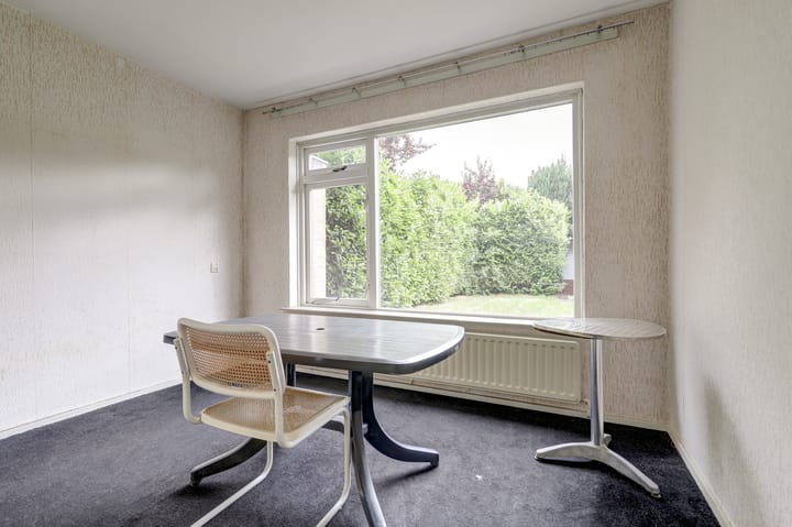 Tussenwoning te koop: Tooroplaan 12, Nieuwegein
