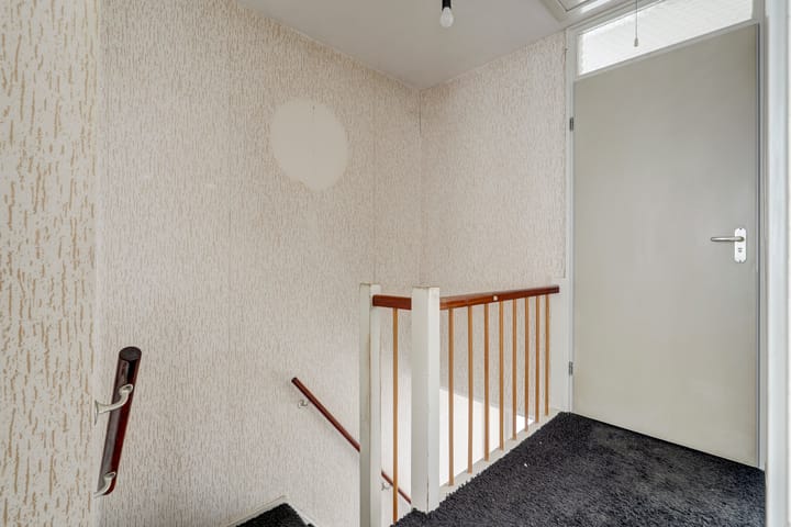 Tussenwoning te koop: Tooroplaan 12, Nieuwegein