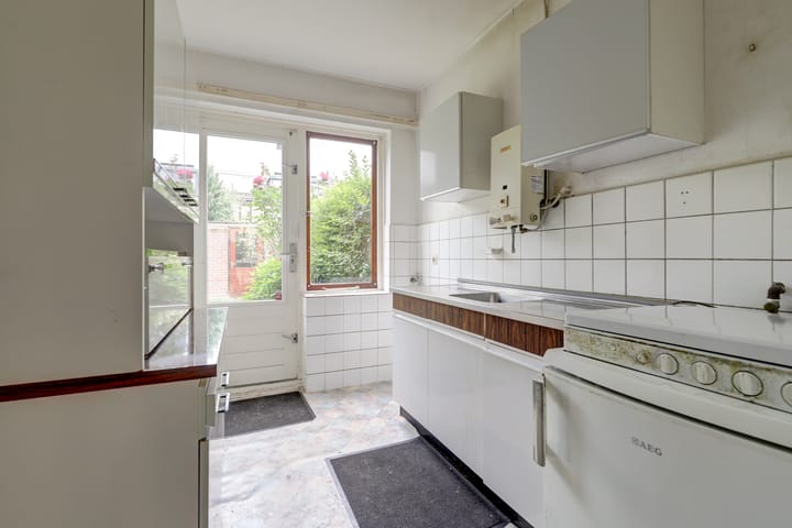 Tussenwoning te koop: Tooroplaan 12, Nieuwegein