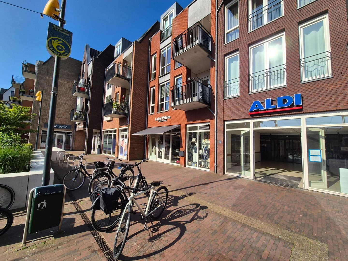 Bekijk foto 3 van Bakkerspleintje 78