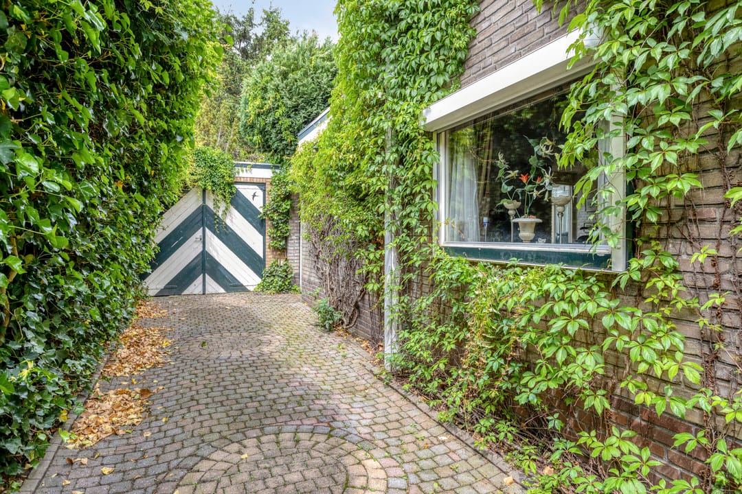 Photo 37 of Maasbrachterweg 5
