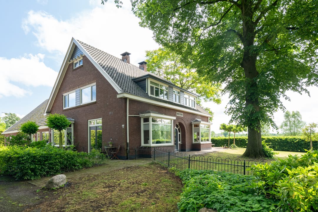 Photo 56 of Knalhutteweg 255