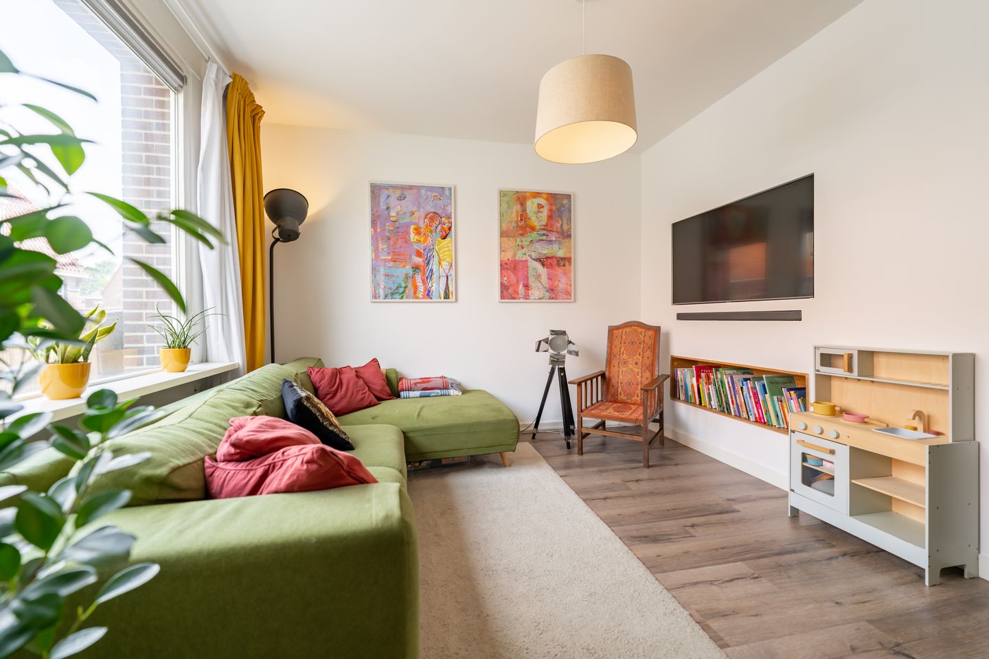 Photo 4 of Irisstraat 24