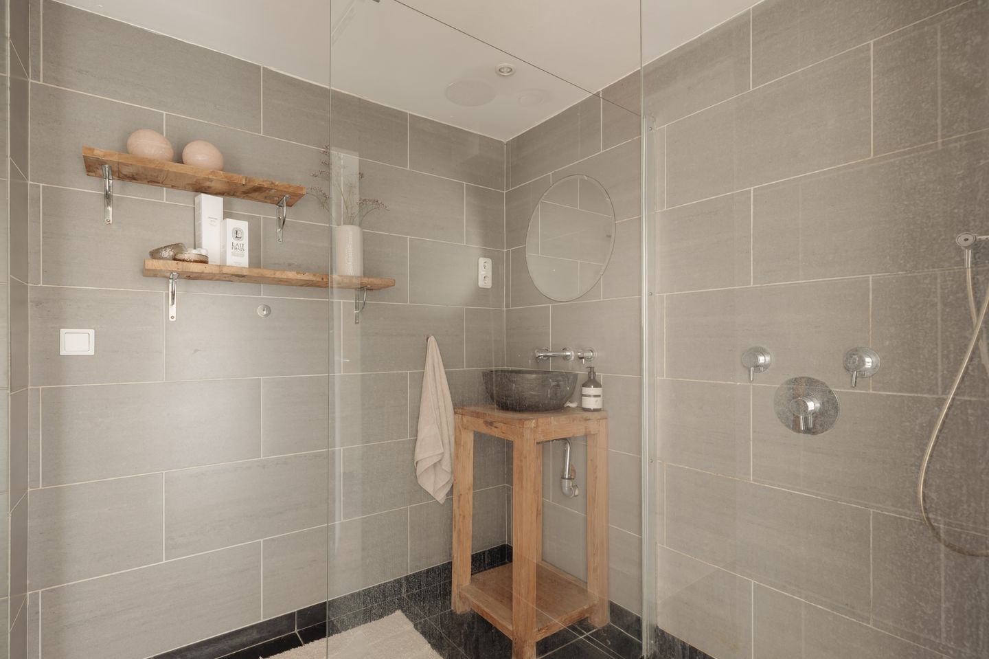 Photo 10 of Haarlemmer Houttuinen 5-C