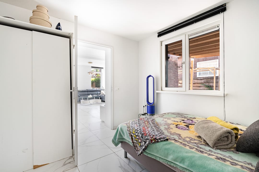 Photo 11 of Waalstraat 46