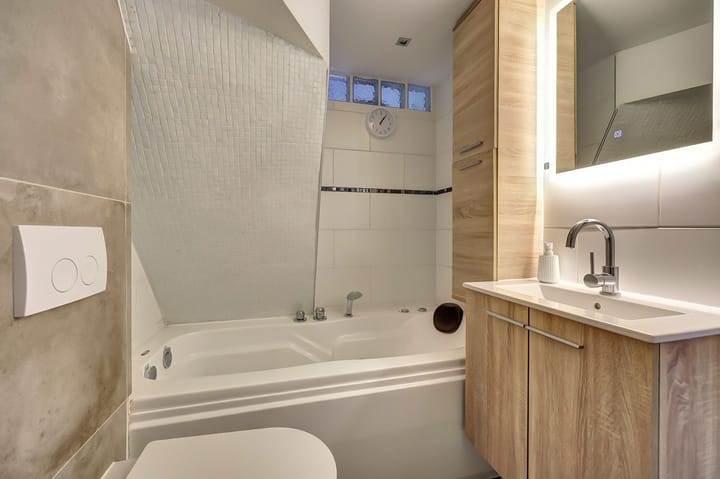 Hoekwoning te koop: Chr. Huygensstraat 30, Badhoevedorp
