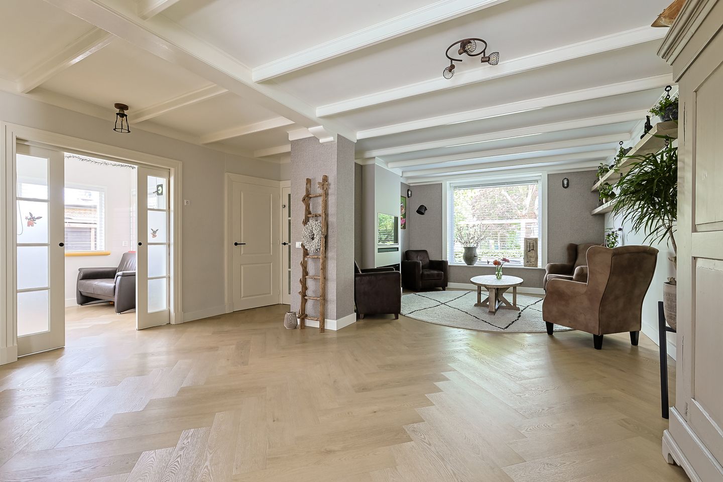 Photo 19 of Noordeinde 54-A