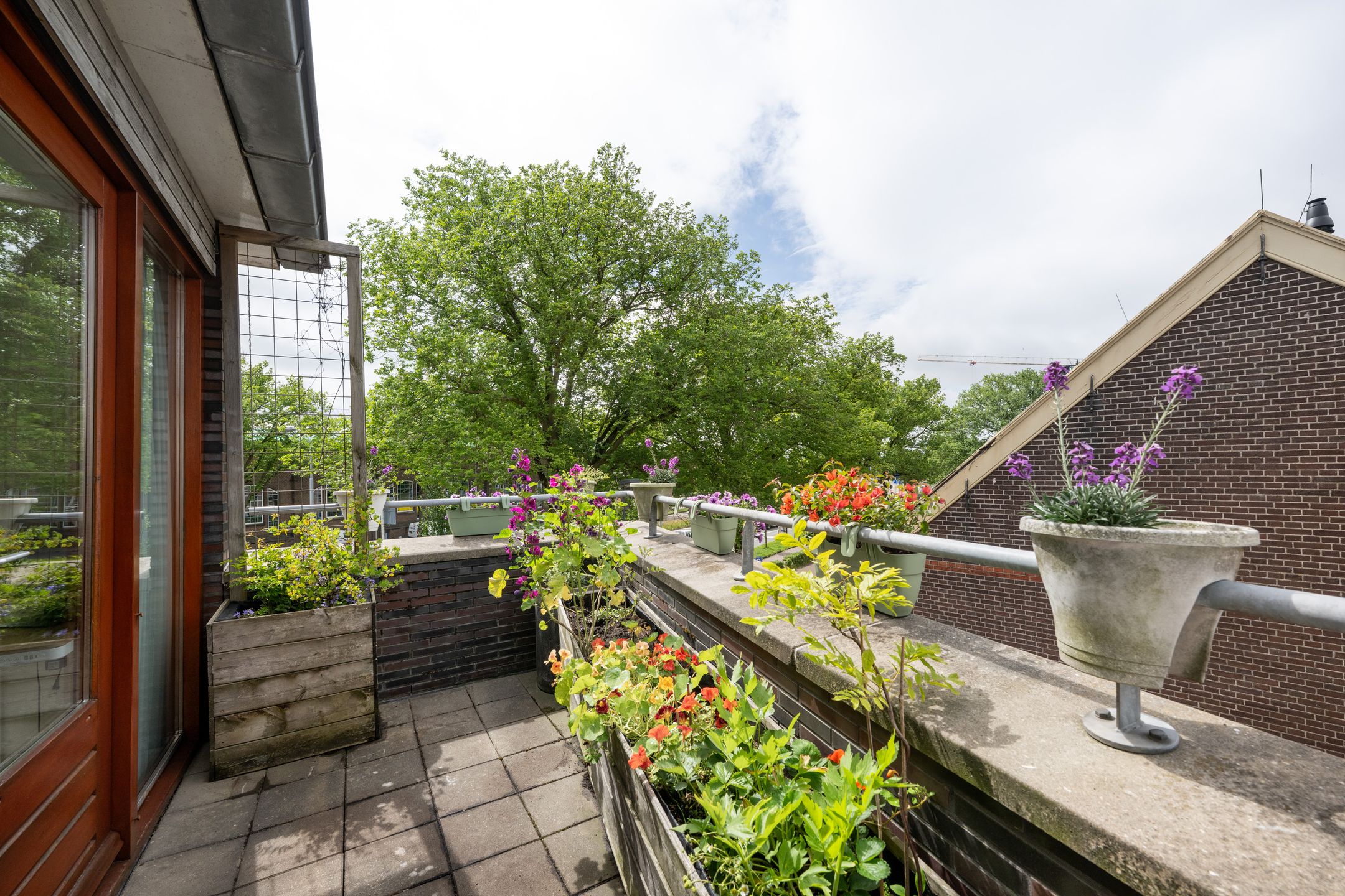 Photo 27 of Oostvest 14-A
