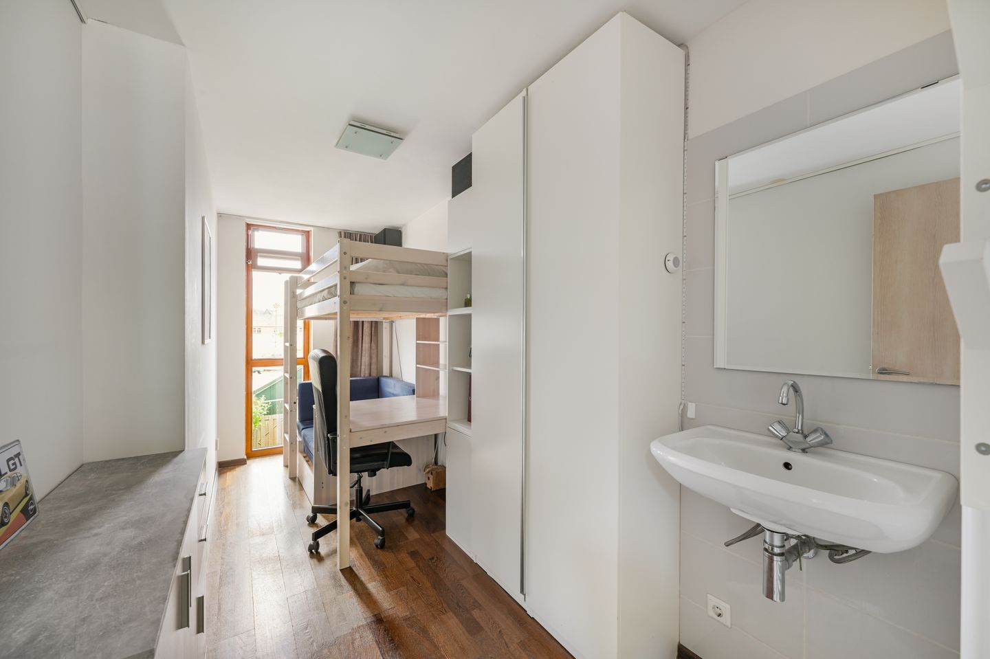 Photo 20 of Oostvest 14-A