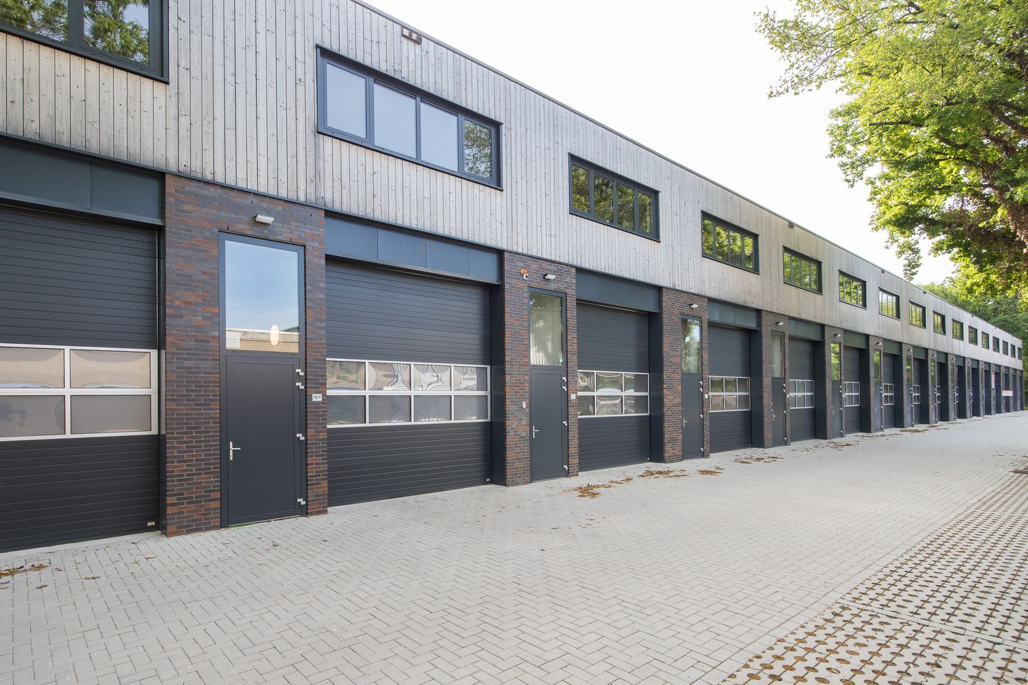 View photo 3 of Amersfoortsestraat 76-05