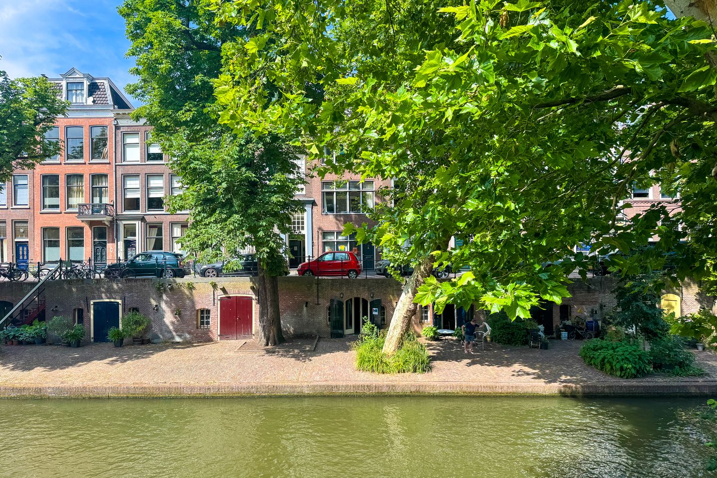 Bekijk foto 1 van Oudegracht 297