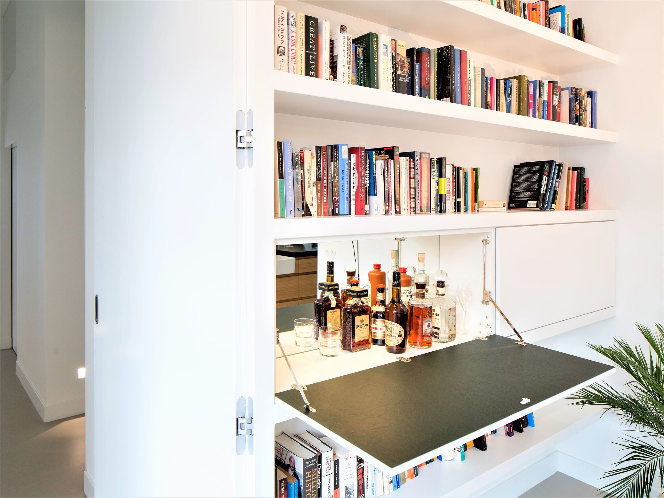 Photo 12 of Floris Versterstraat 10-D