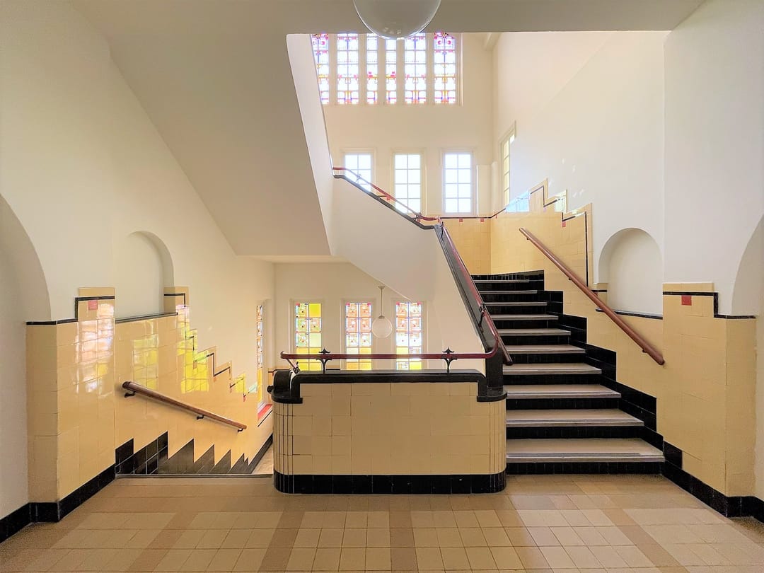 Photo 2 of Floris Versterstraat 10-D