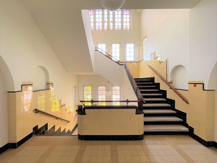 Photo 2 of Floris Versterstraat 10-D