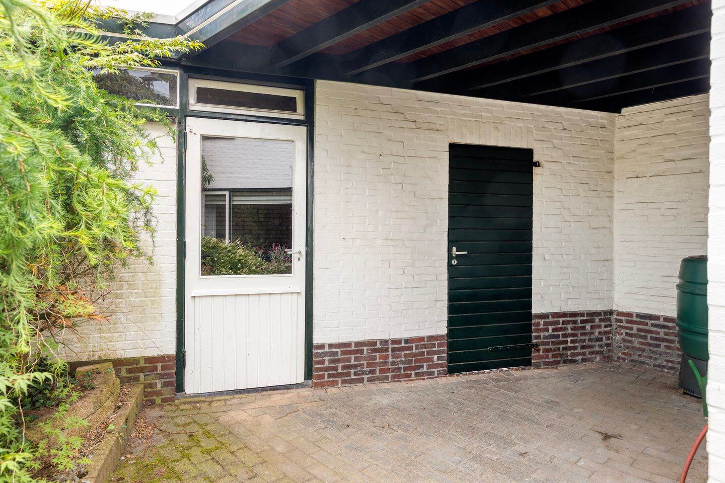 Photo 34 of Bernhardstraat 12