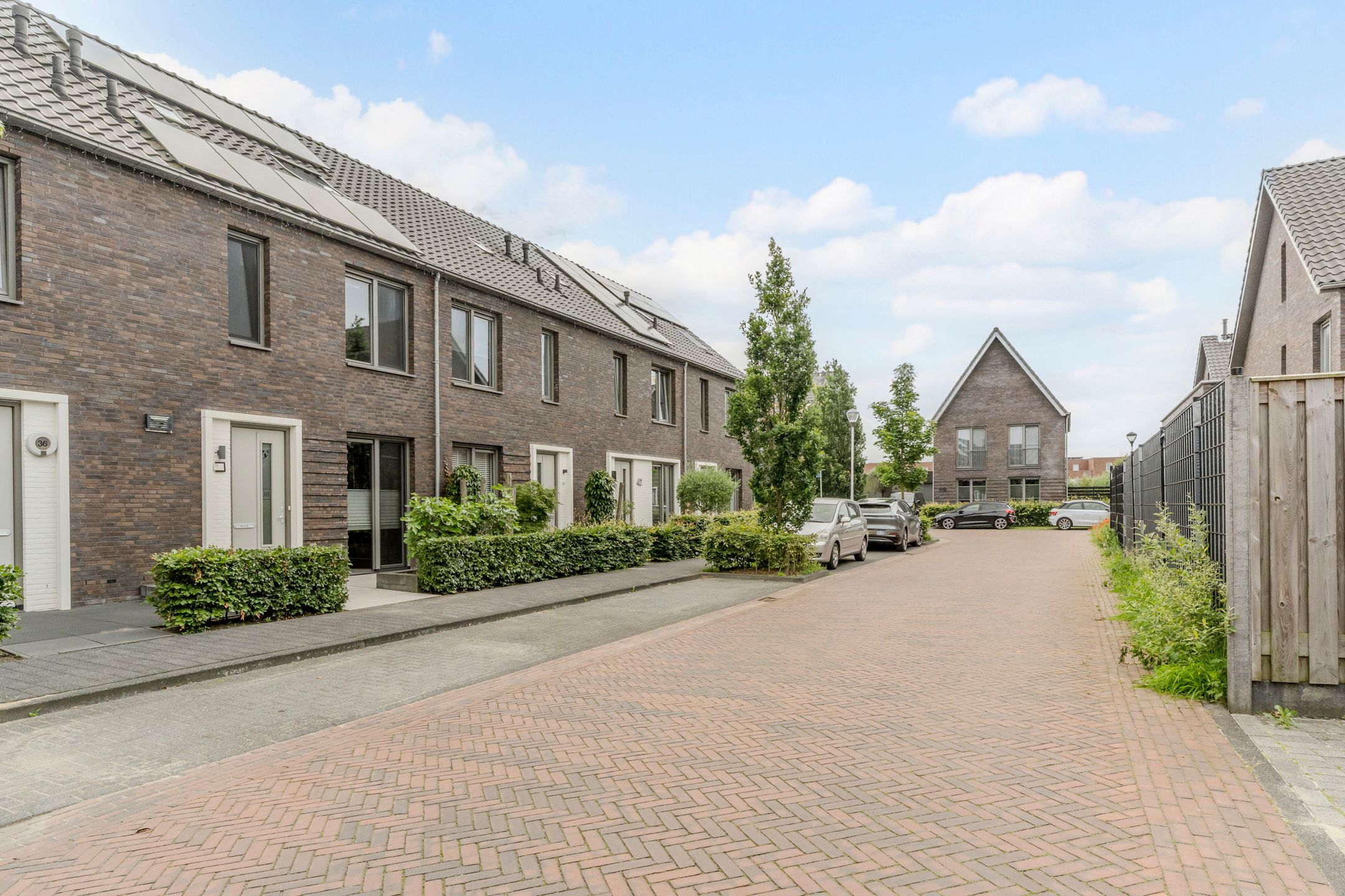 Photo 45 of Zevenaarstraat 38