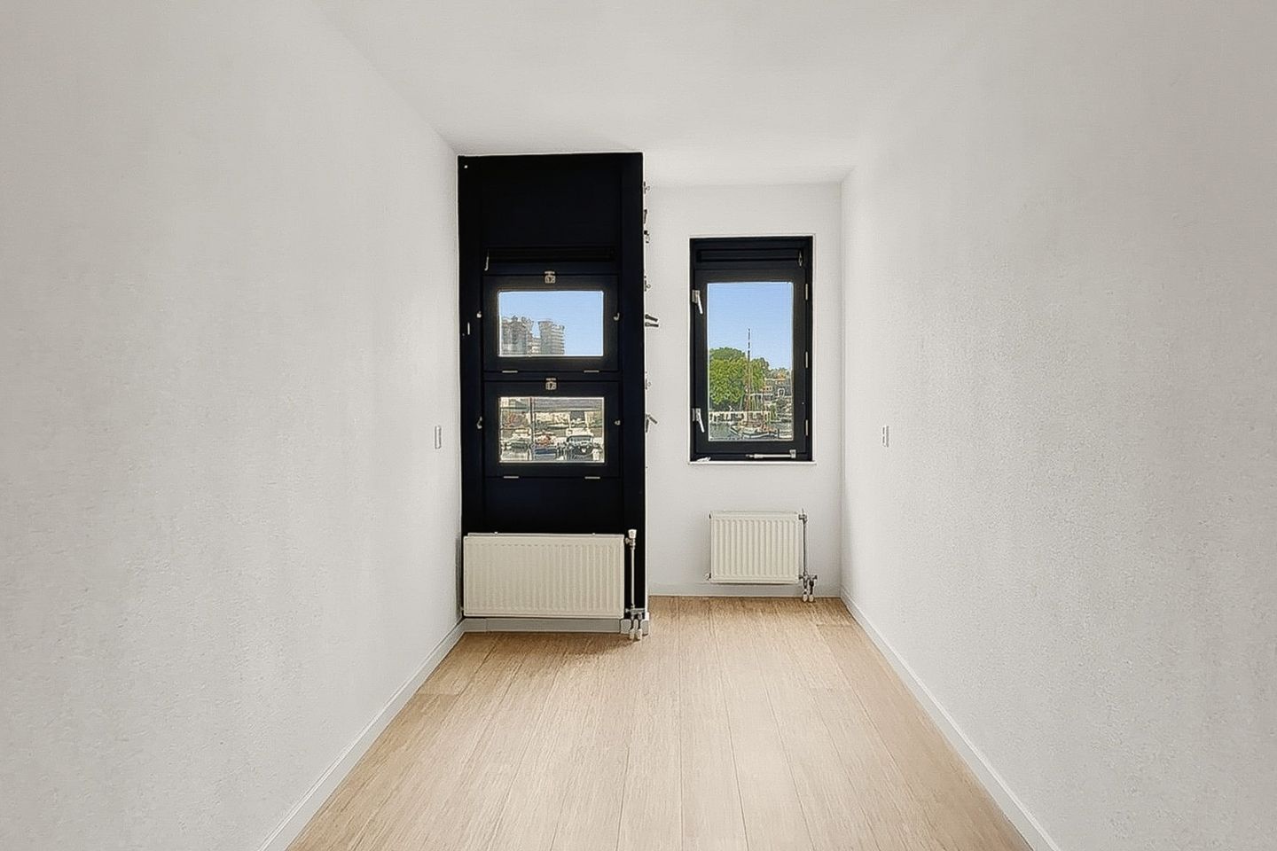 Foto 19 van Justpier 104
