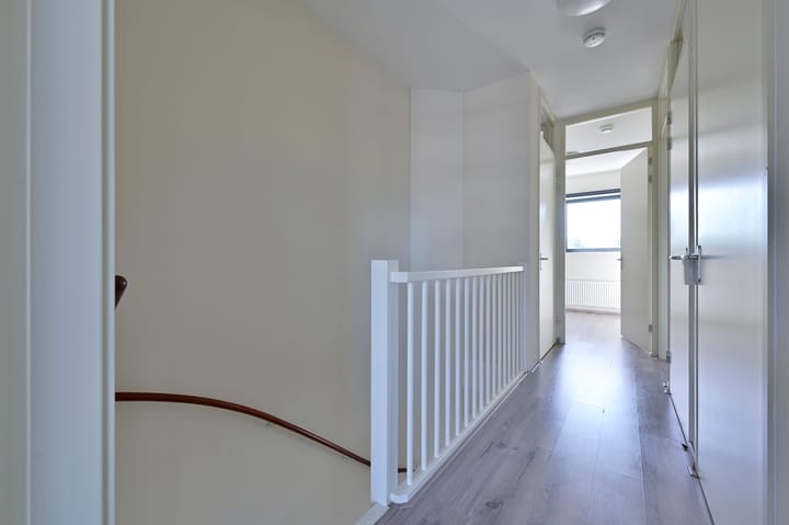 Tussenwoning te koop: Zwaluw 15, Mijdrecht