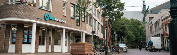 office-banner