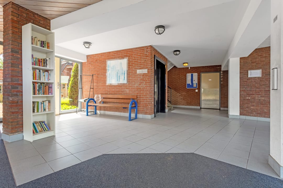 Photo 17 of Eemborg 417