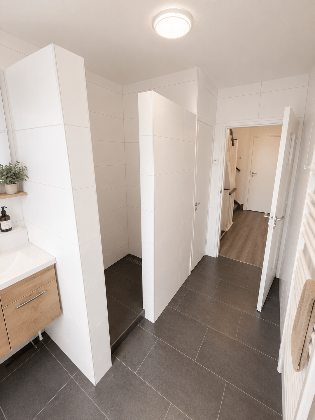 Photo 11 of Maximiliaanstraat 13
