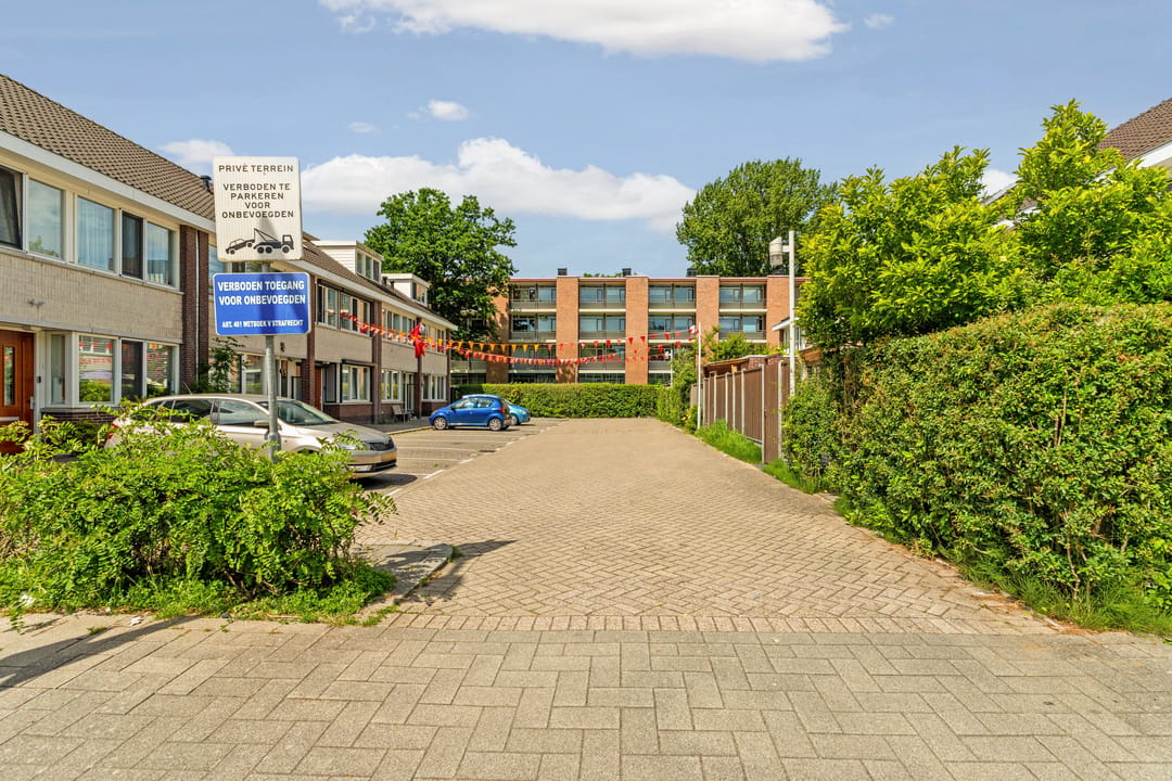 Photo 76 of Bruinissestraat 7