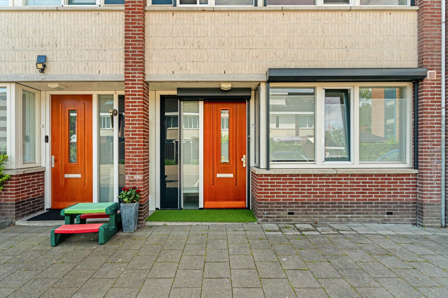 Photo 74 of Bruinissestraat 7