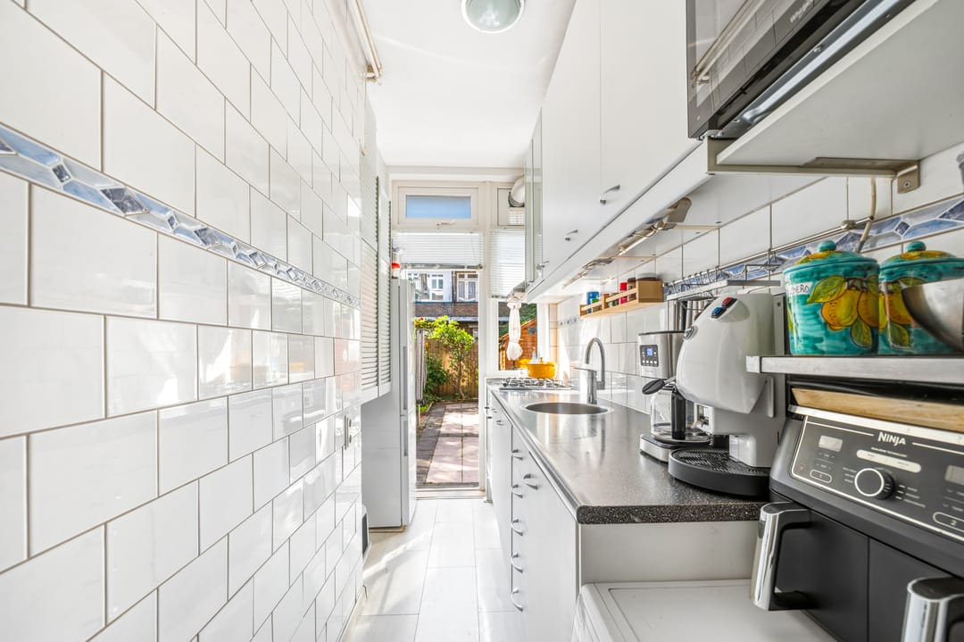 Photo 17 of Amerongenstraat 96