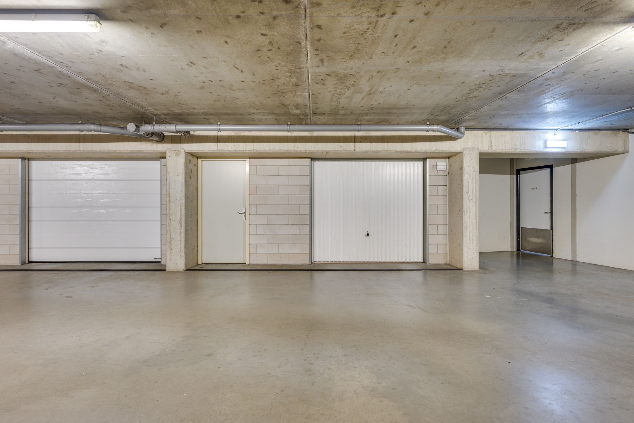 Photo 39 of Kazernestraat 2