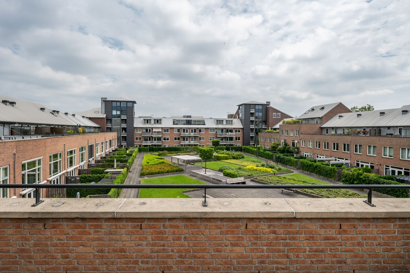 Photo 34 of Kazernestraat 2