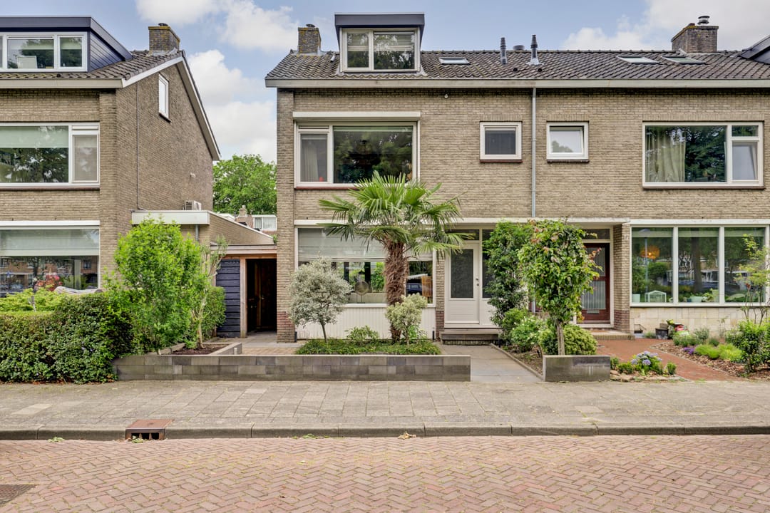 Photo 1 of Dubbelsteynlaan Oost 153