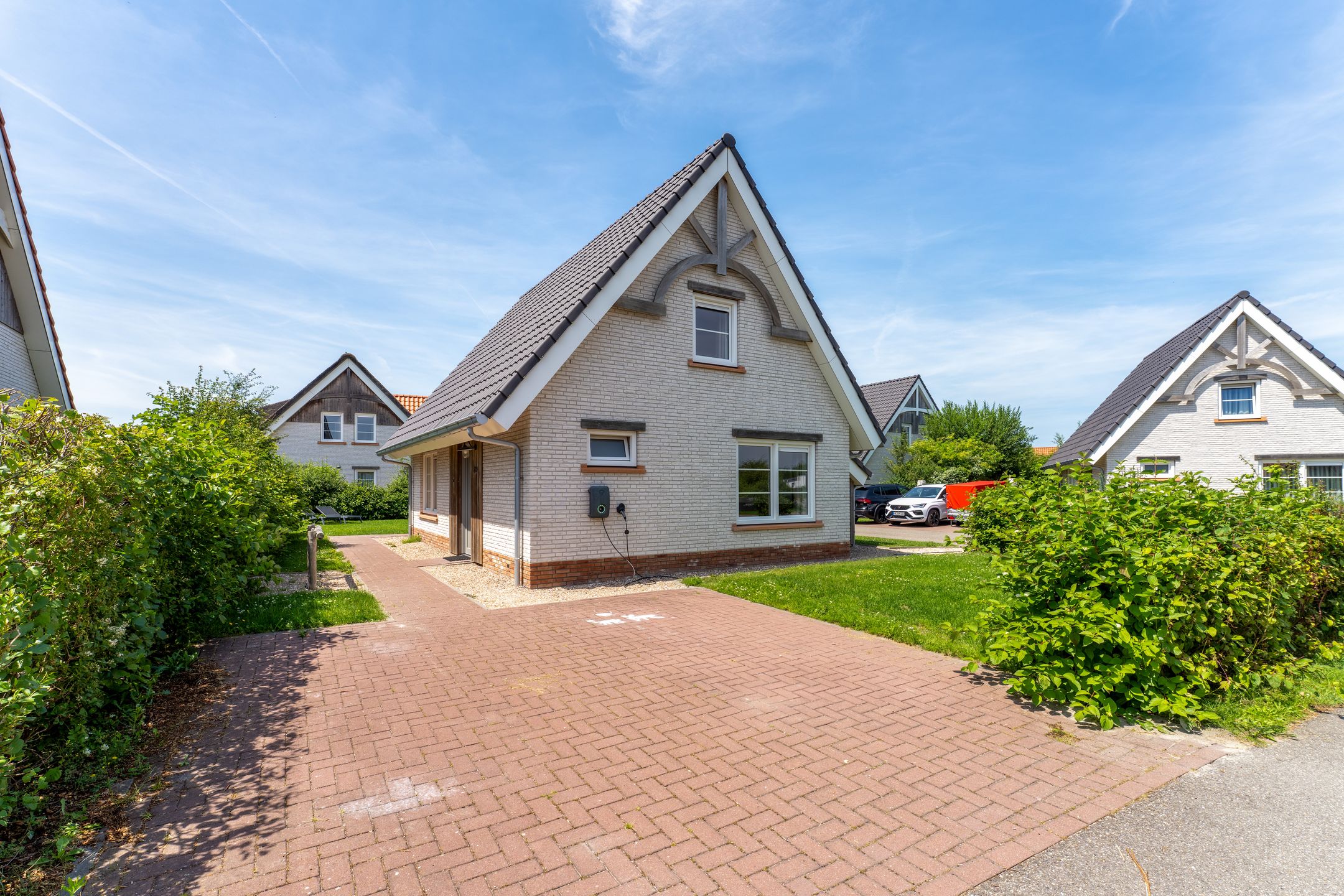 Photo 9 of Zeedijk 24-339