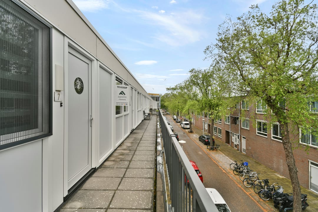 Foto 7 van Bankwerkerij 7