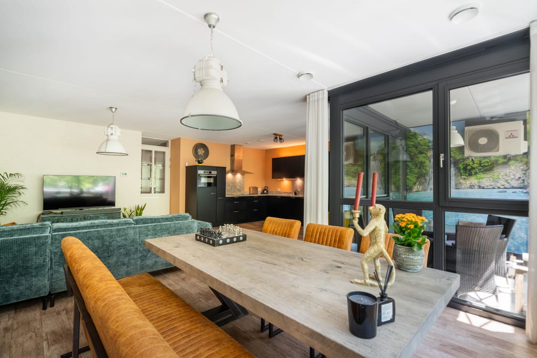 Foto 23 van Parallelweg 111